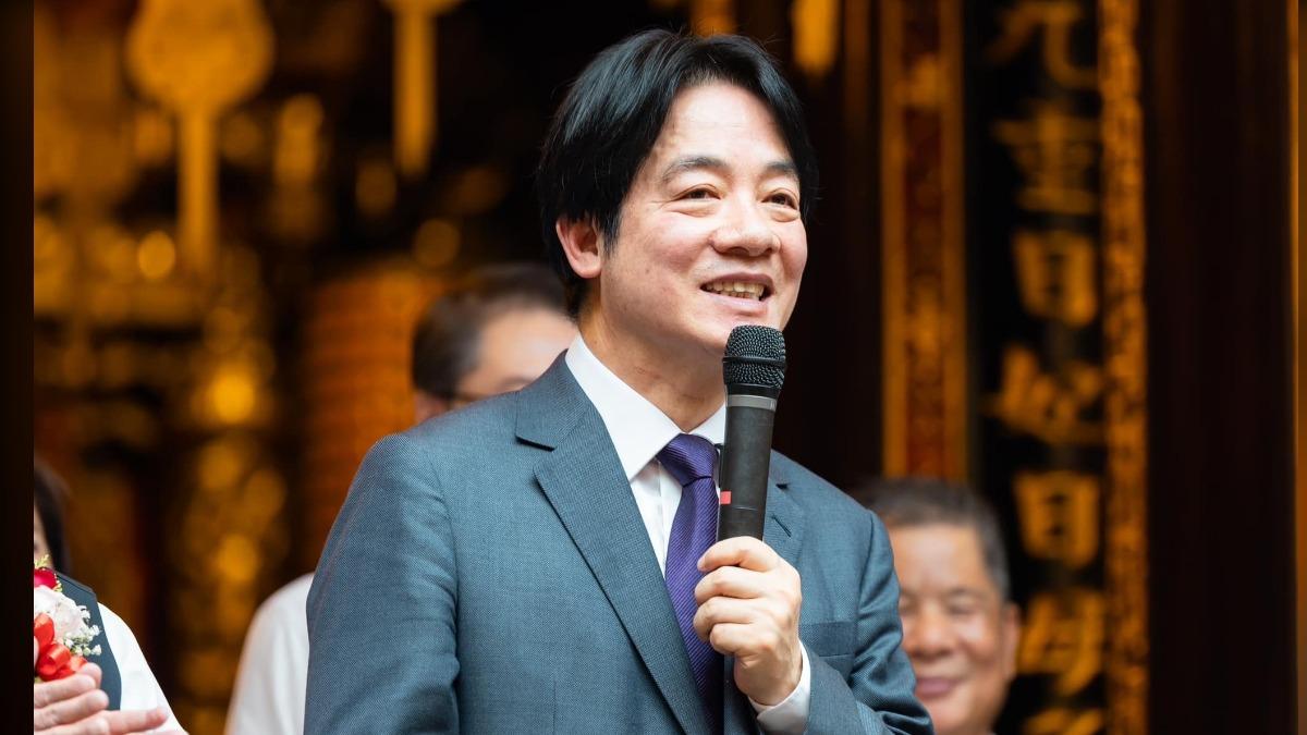 賴清德視察禁書列表　射雕英雄傳被禁和毛澤東有關　