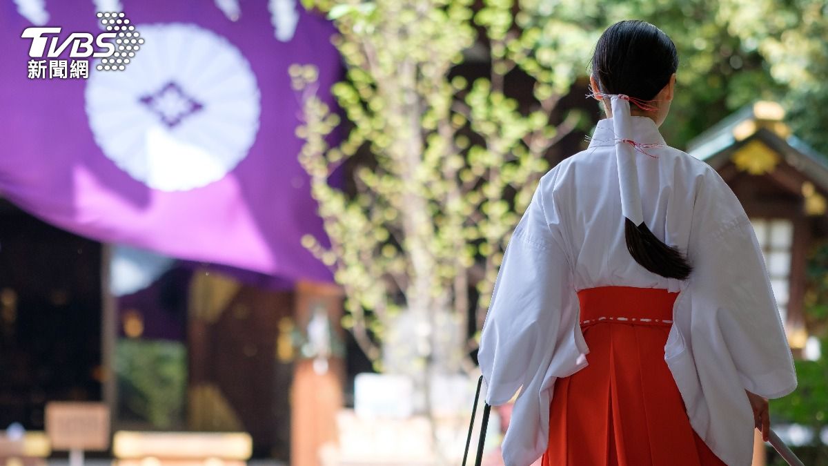 遊日注意!神社境內避免做「這事」 日網友:巫女氣到辭職