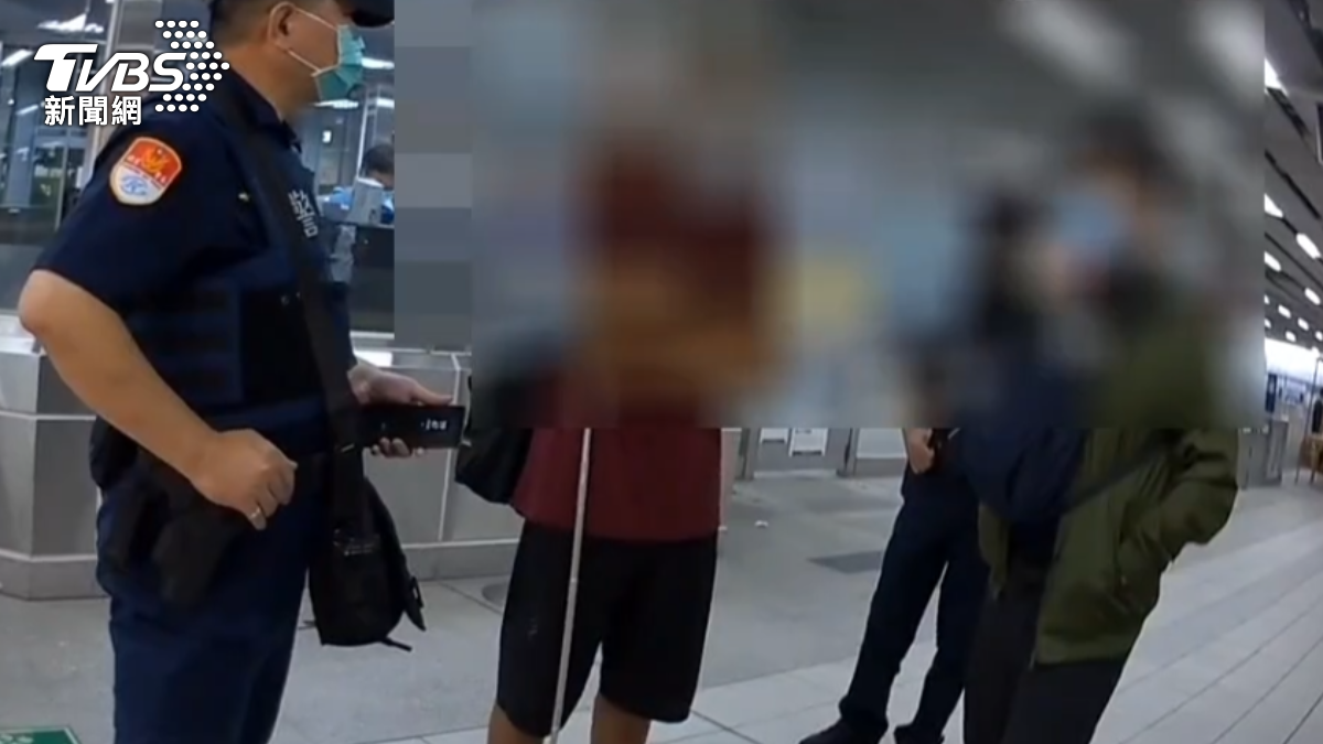 視障男假問路真騷擾！一票年輕妹子受害　網曝：是慣犯、怕警察