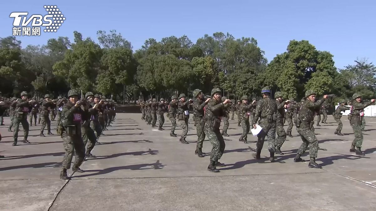 顧立雄廢刺槍術要國軍改練「近戰格鬥」　網轟：拚義和拳