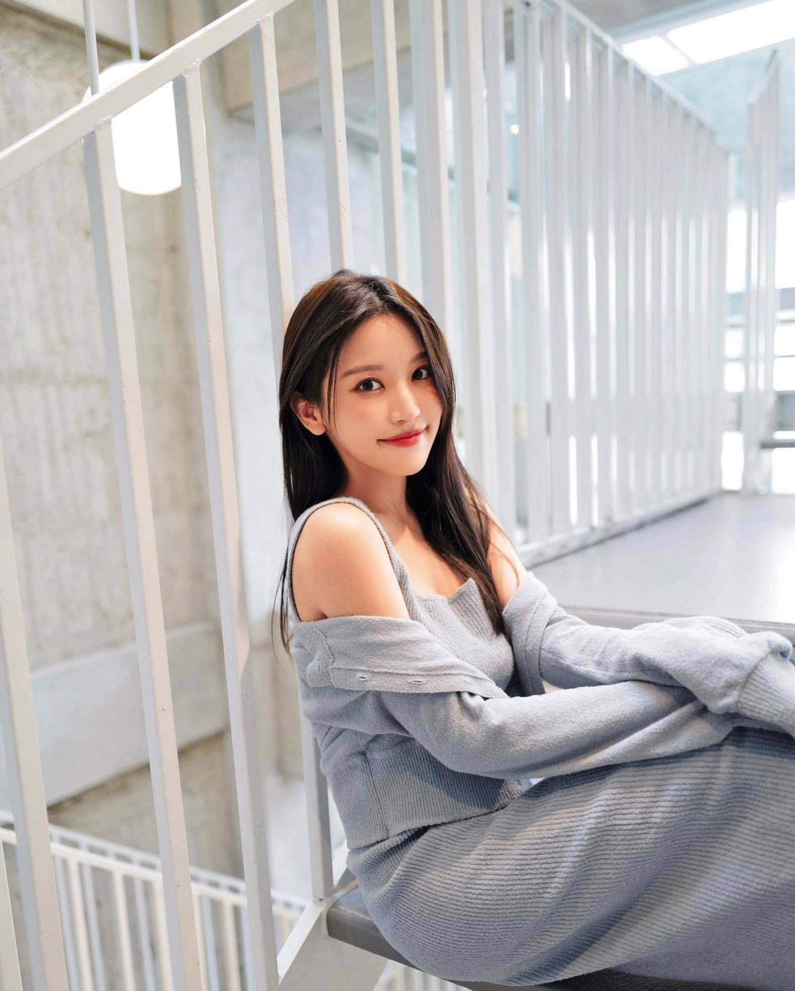 有著甜美五官及清純笑容,然而又有火辣身材的蔡瑞雪,打響「北一女神」外號。(圖/翻攝自蔡瑞雪IG)