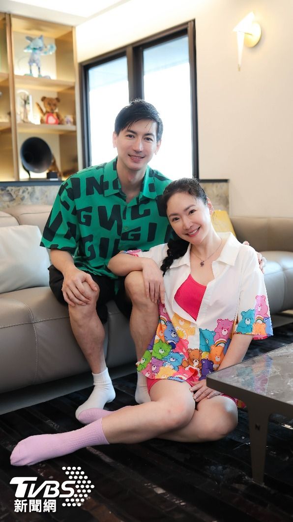 王俐人和林琮軒婚後兩年多就像熱戀情侶。(圖/張哲鳴攝)
