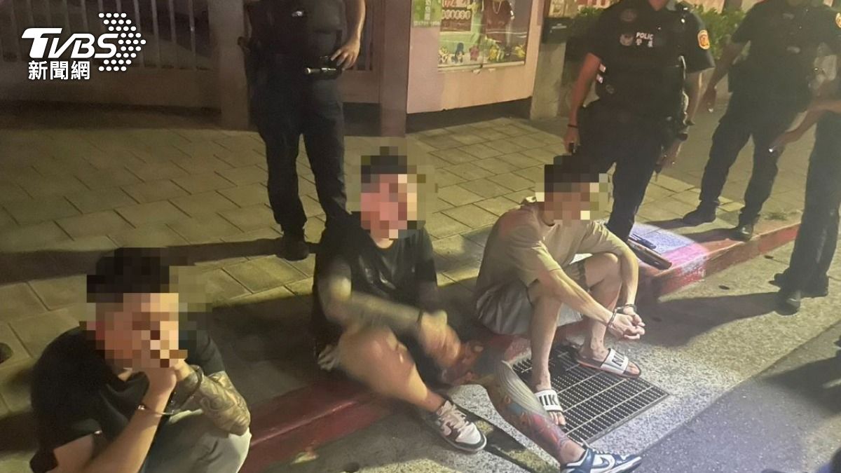 竹聯惡煞當街擄人!他被打斷鼻樑「滿臉血」 警逮3黑衣人送辦