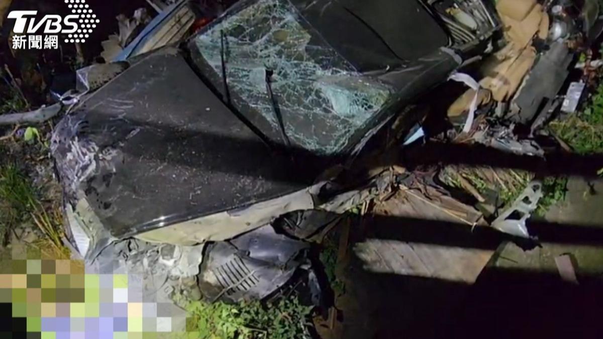 花蓮某工廠老闆駕賓利自撞身亡　詳細原因待查
