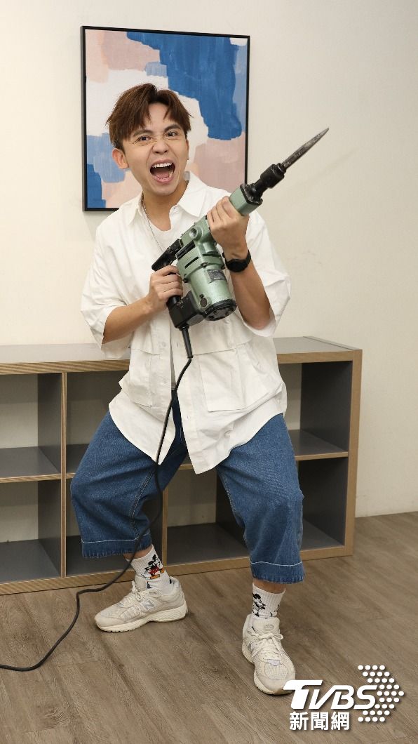 黃豪平將巡演取名為《得罪了 The Driller》。(圖/張哲鳴攝)
