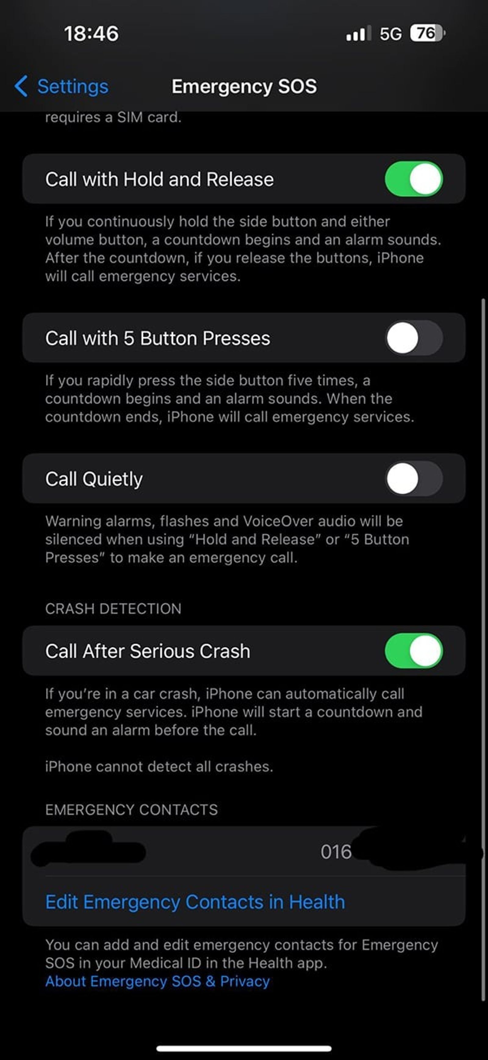 恩傑說明iPhone的救命作用。(翻自《中國報》)