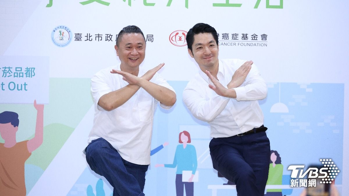 邰智源與台北市長蔣萬安宣導戒菸。（圖／張哲鳴攝）
