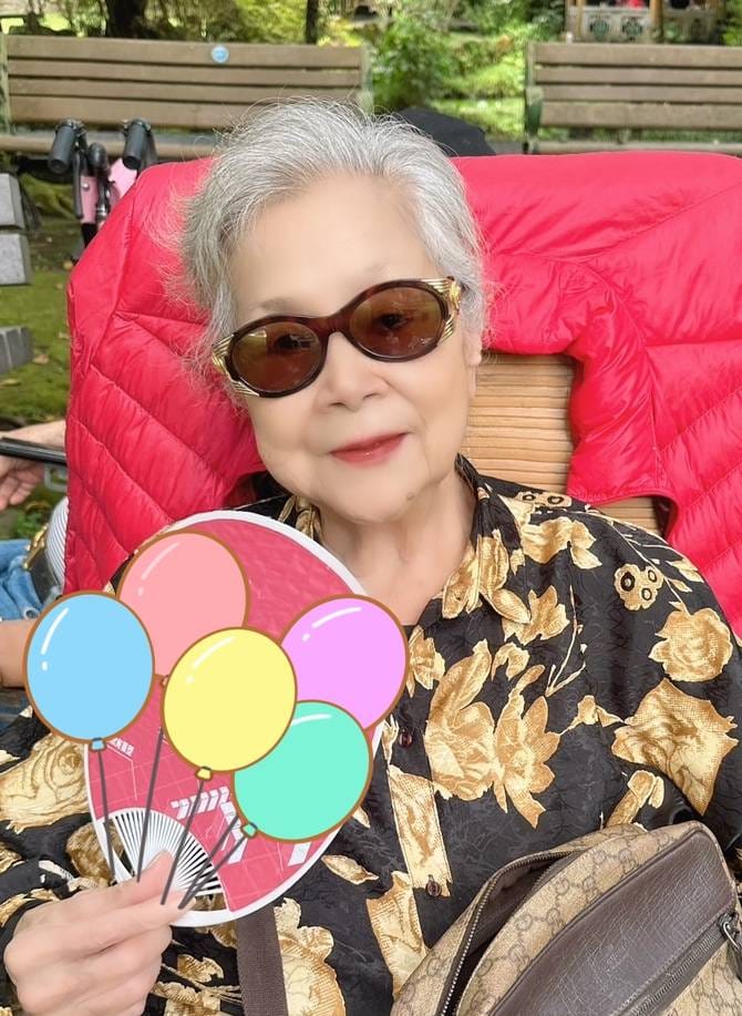 91歲資深藝人素珠最新近況曝光。(圖/翻攝素珠臉書)