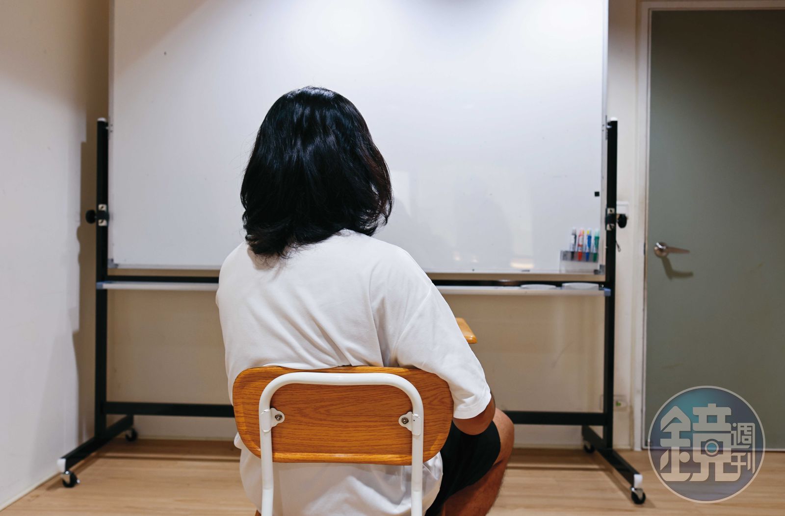 好友C（圖）與小宇一同長大，在網路上勇敢發聲。（圖／鏡週刊）