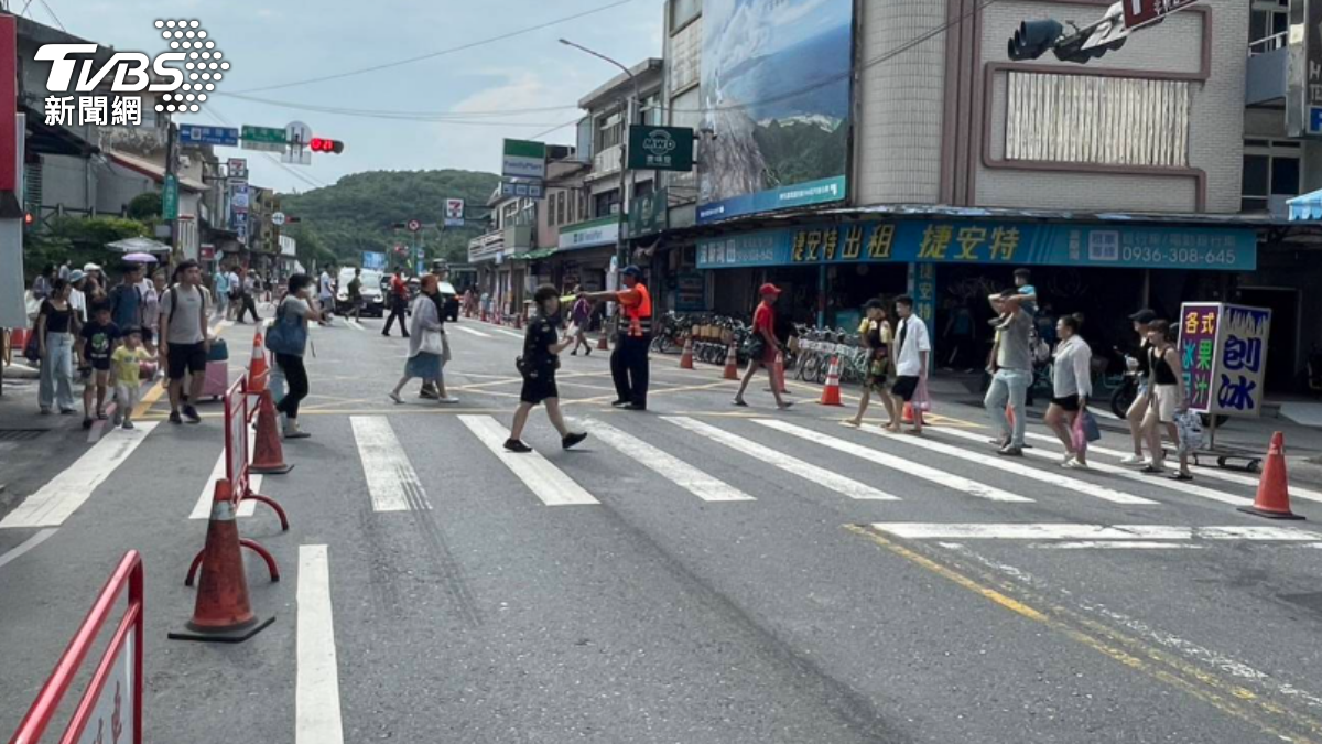 新北市河海音樂季今日登場，預計福隆海水浴場將湧入大量遊客。（圖／TVBS）