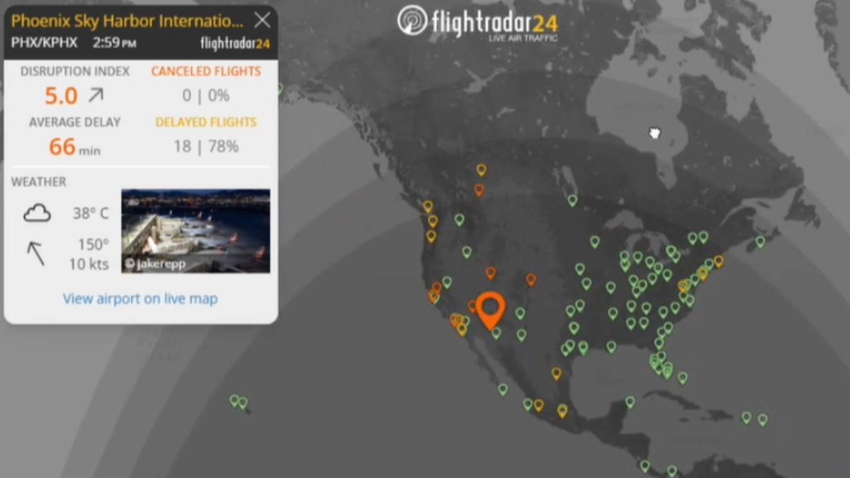 包括舊金山、洛杉磯機場,起飛幾乎都延誤。(圖/翻攝自flightradar24)