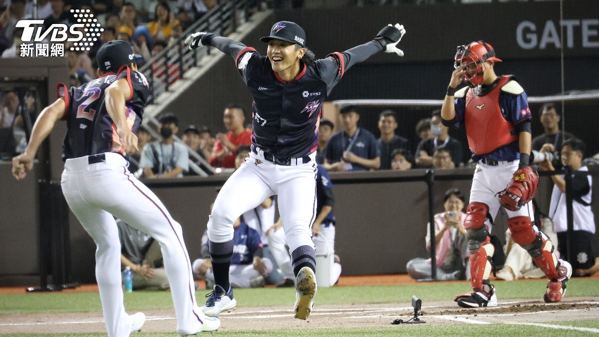拿莫.伊漾稱霸野手速球王,還參加全壘打大賽。(圖/葉志明攝)