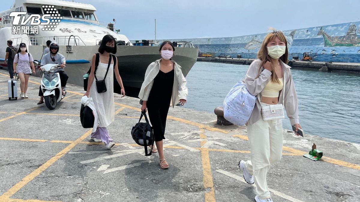 往返綠島蘭嶼注意!颱風凱米外圍環流攪局 23、24日航班取消