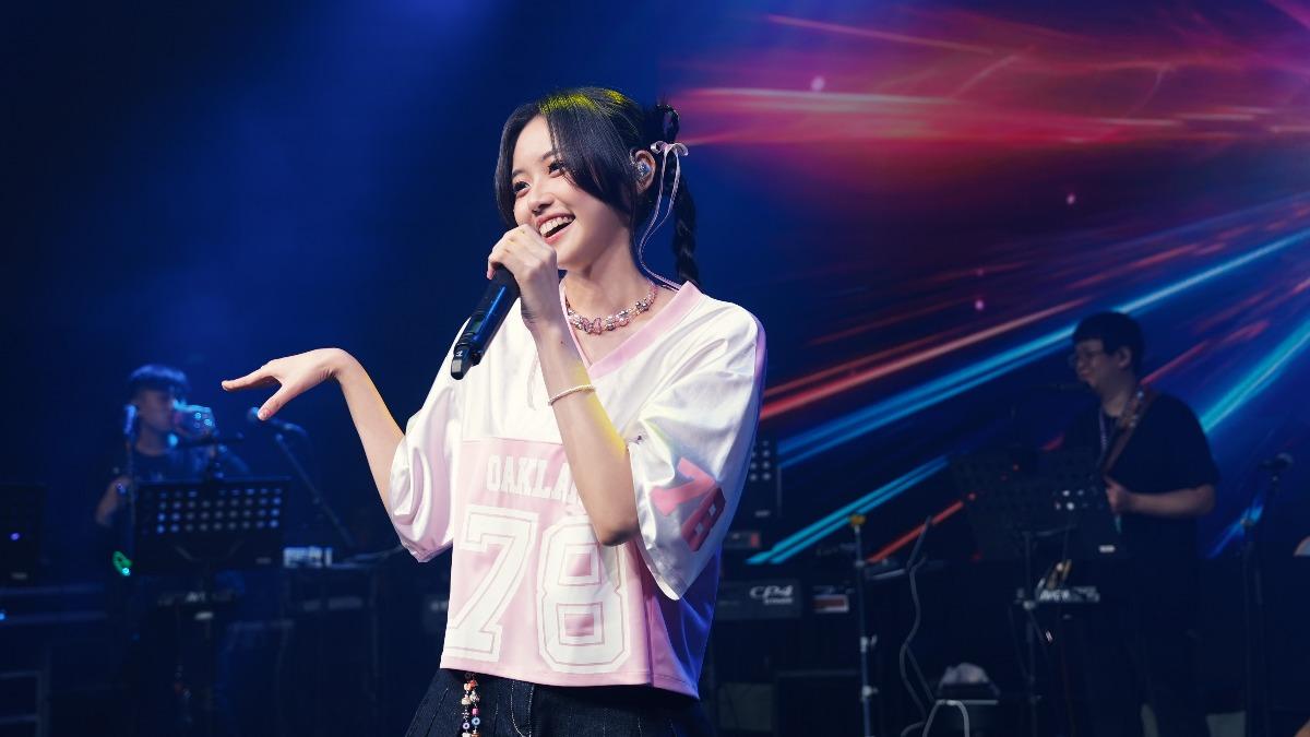 才開完演唱會!人氣女星噴淚宣布「離開台灣」 真實原因曝光