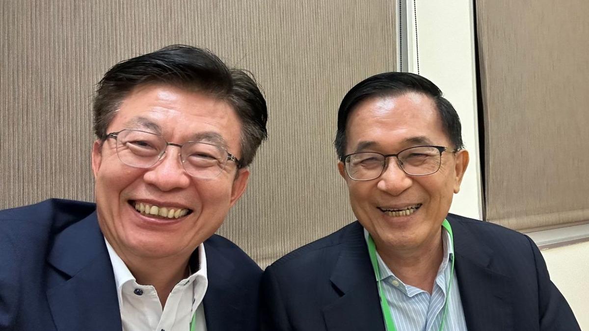 2任台南總統齊聚一堂 綠委興奮曬陳水扁、賴清德合照