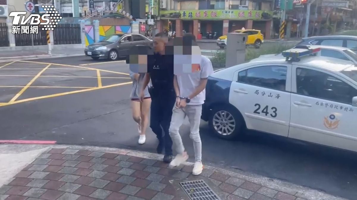 涉案的呂男、曹女被警方逮捕。(圖/TVBS)