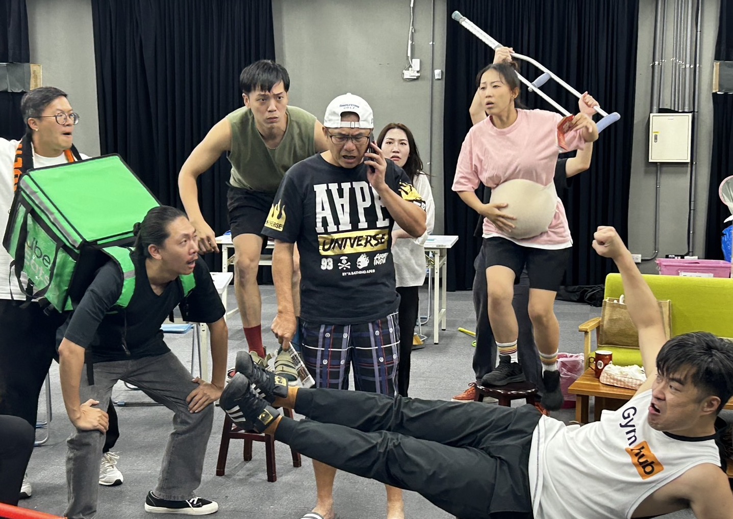 洪都拉斯出道30年曝心酸　下水演浮屍「牙齒狂抖」捏大腿苦撐
