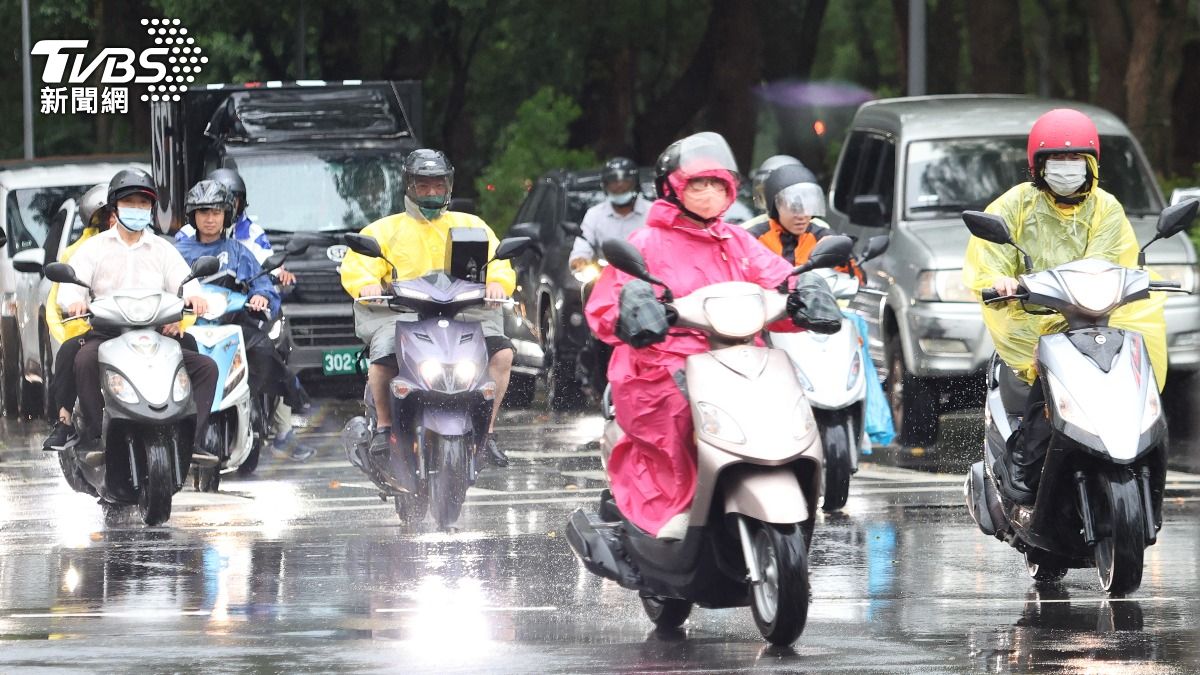 天氣/全台要劇烈變天!這天起「猛炸雷雨」 冷氣團殺來氣溫再跌