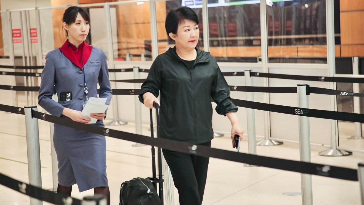 台中市長盧秀燕落地美國不到6小時急返台。(圖/翻攝自盧秀燕臉書粉專)