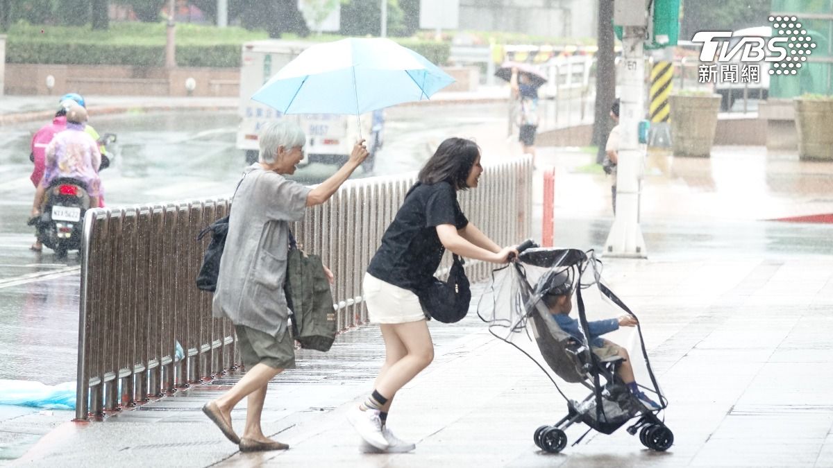 天氣/凱米颱風登陸福建!中南部慎防致災豪雨 「這一天」降雨趨緩