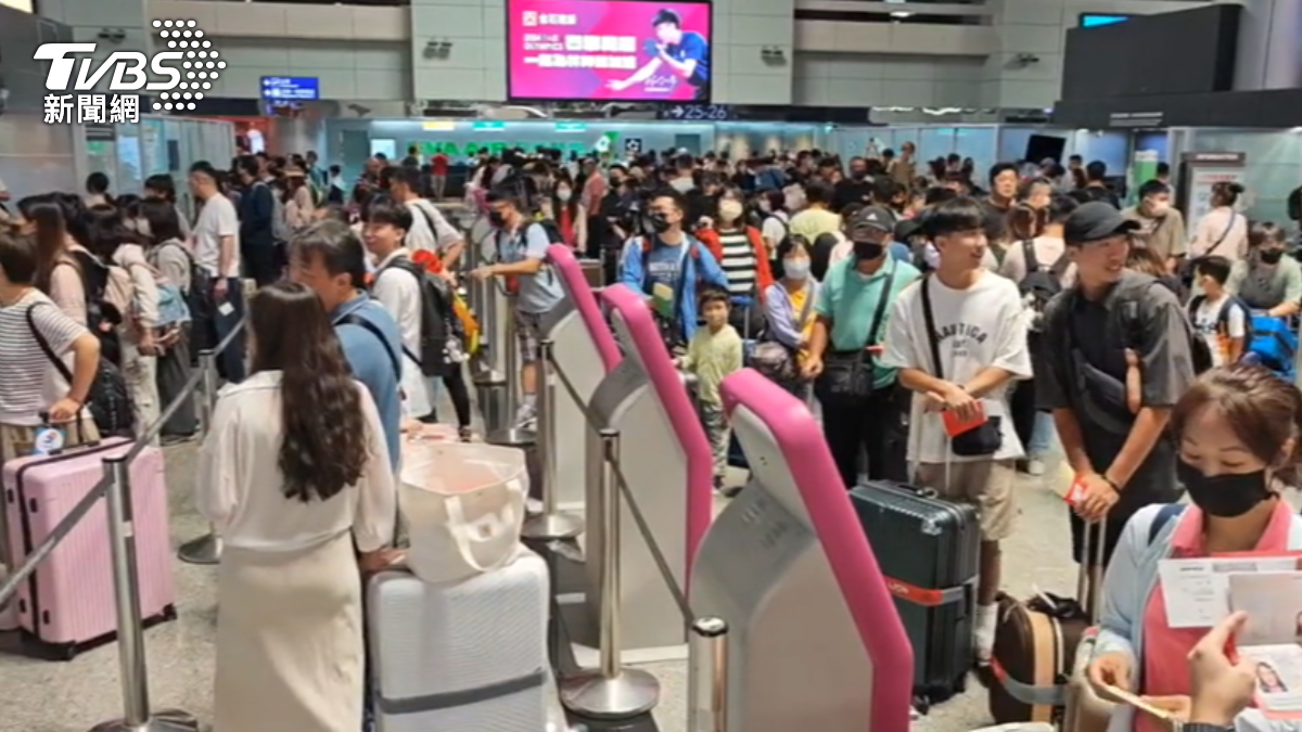 豪雨又風切!桃園機場降落不了 多航班轉降台中、高雄、沖繩