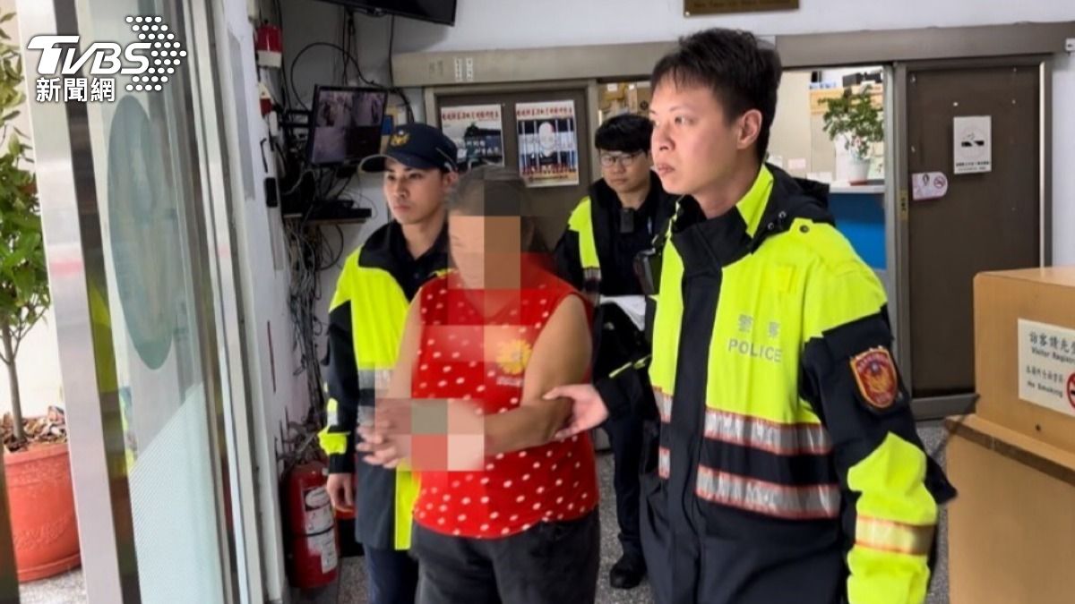 在家開設賭場的馮姓婦人被警方移送法辦。(圖/TVBS)