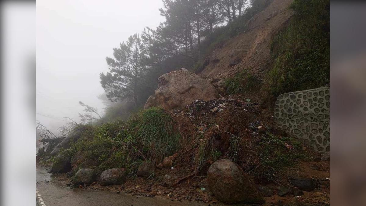 凱米颱風挾帶驚人雨量襲擊菲律賓,除了淹水、山區也發生山崩和土石流造成13人死亡。(圖/翻攝自 Philippine Red Cross-Mountain)