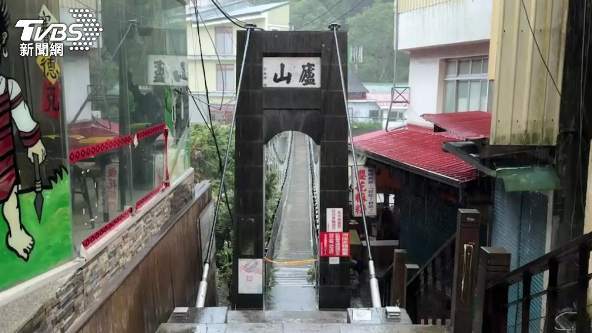 廬山溫泉業者、居民及遊客全都撤離,目前成了空城。(圖/TVBS)
