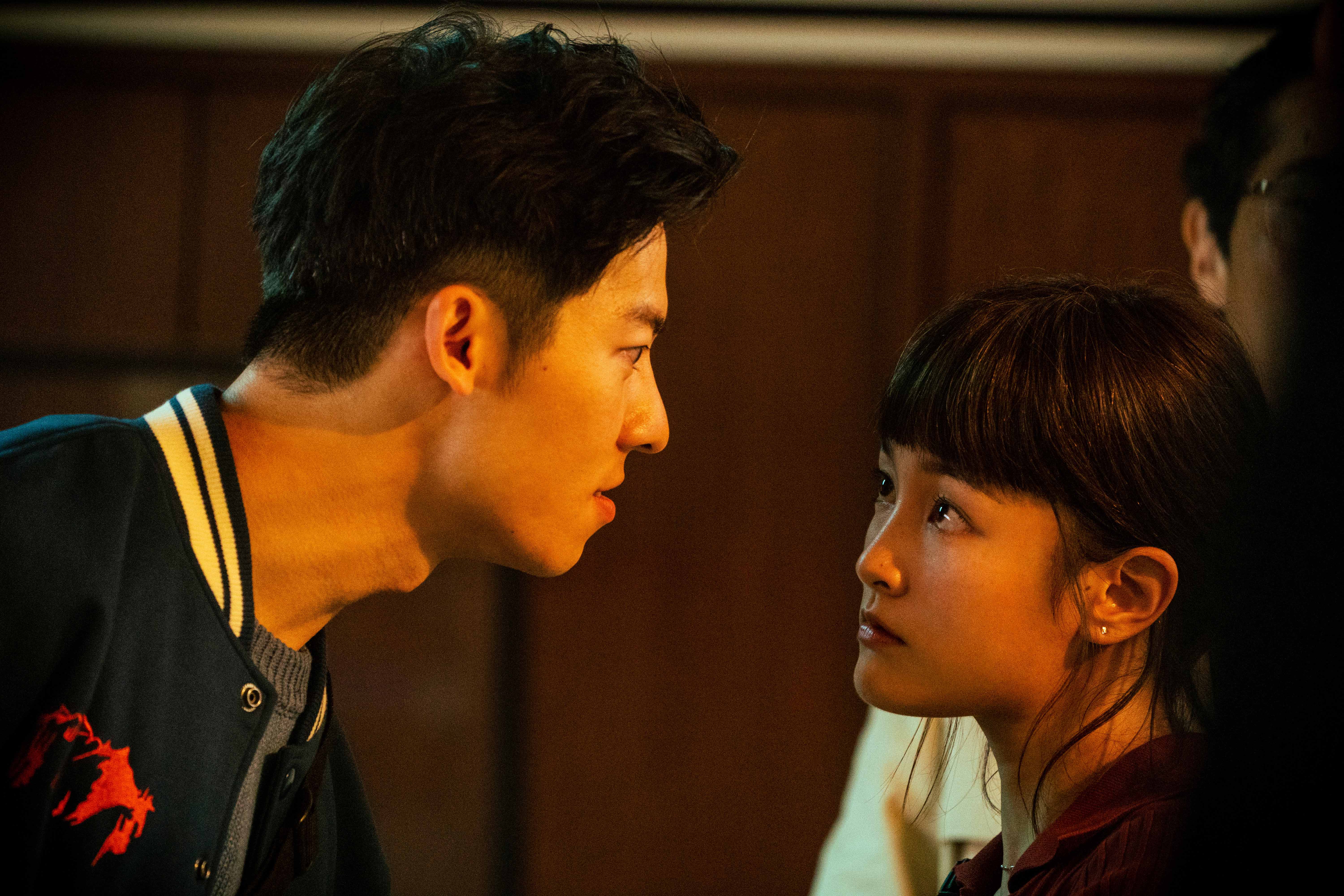 王淨詮釋新上任小隊長林子晴,槓上許光漢。 (圖/Netflix提供)