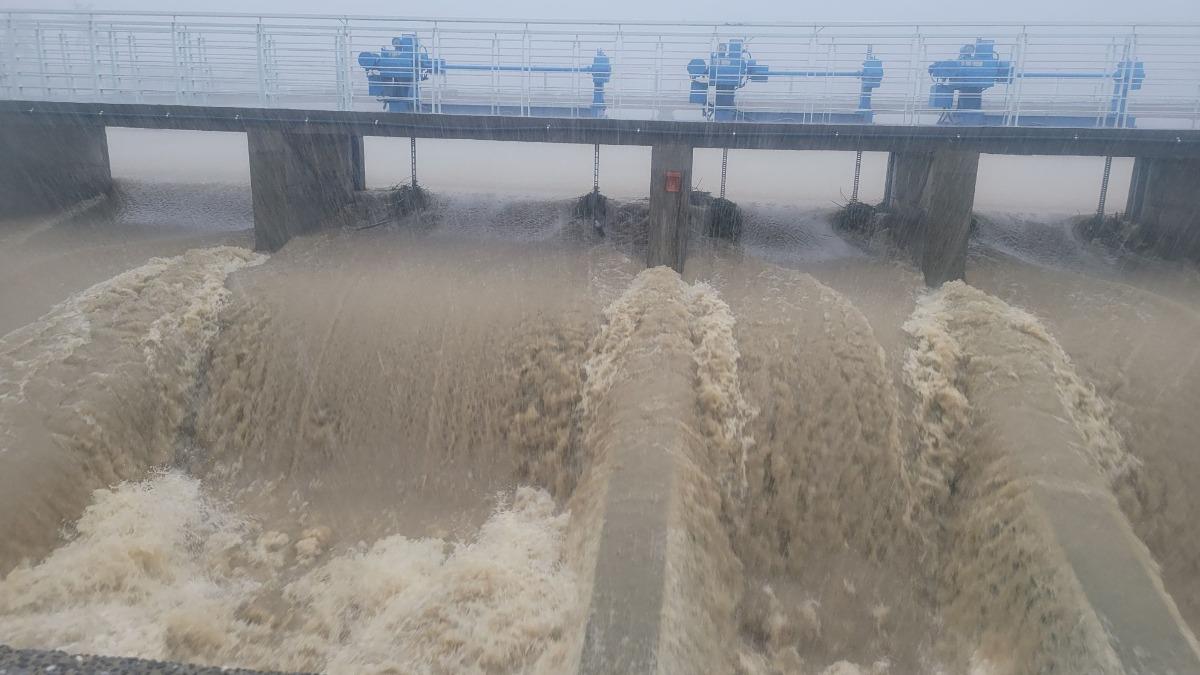凱米颱風/雨量估「超過莫拉克」!高雄滯洪池490萬噸全滿