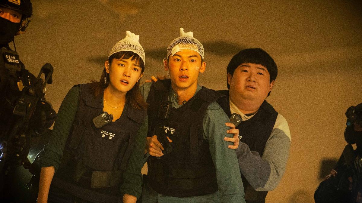王淨（左起）、許光漢、陳彥佐《正港分局》出動辦案一起鬧。（圖／Netflix提供）