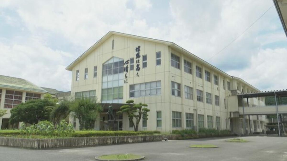 人吉市第一中學。（圖／翻攝自RKK熊本放送）