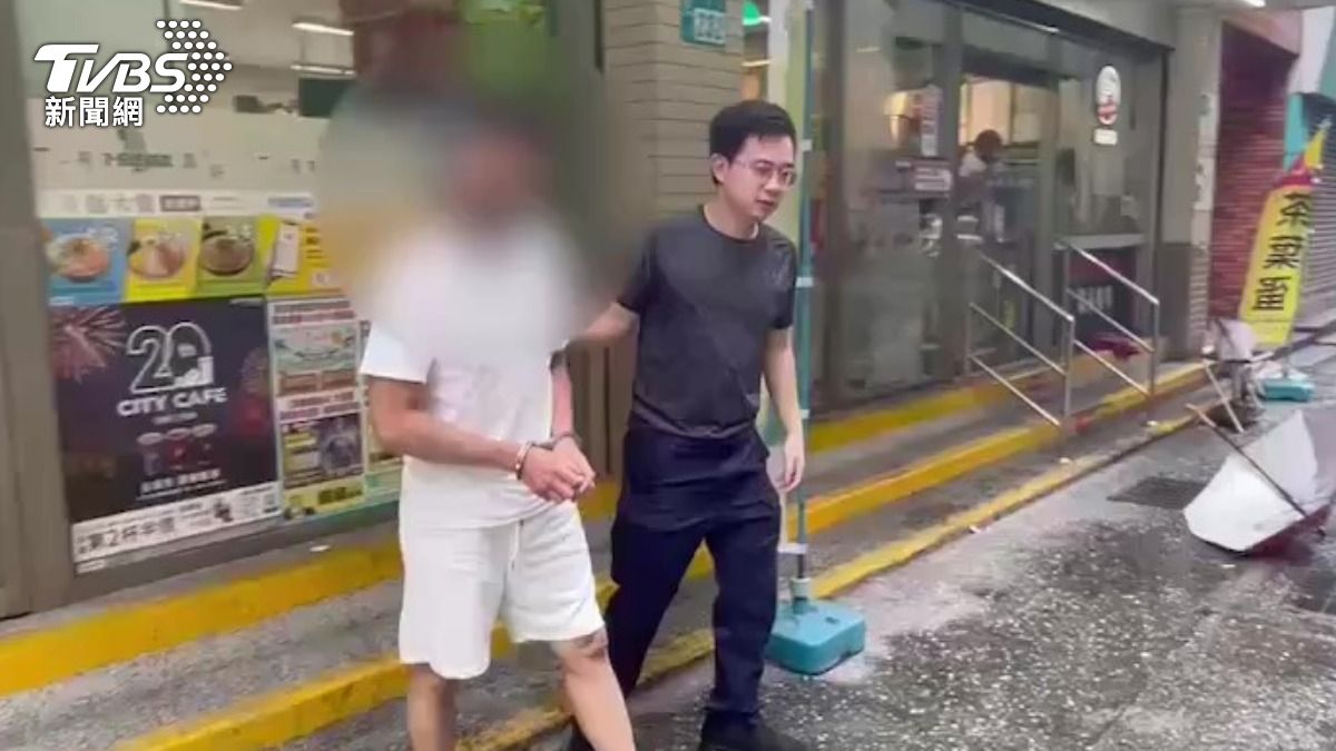 警方根據嫌犯特徵隔天就在超商逮到陳姓犯嫌。（圖／TVBS）