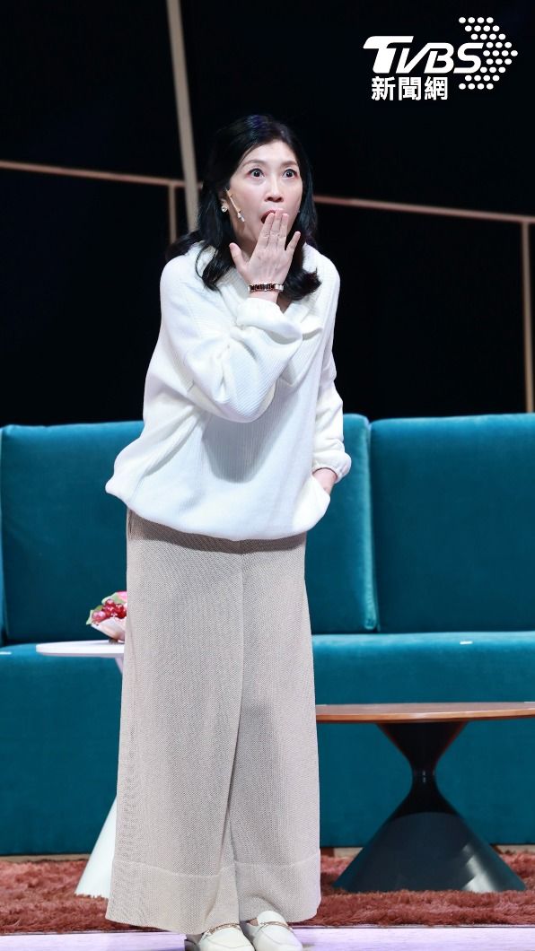 黃嘉千神清氣爽出席舞台劇彩排。(圖/黃城碩攝)