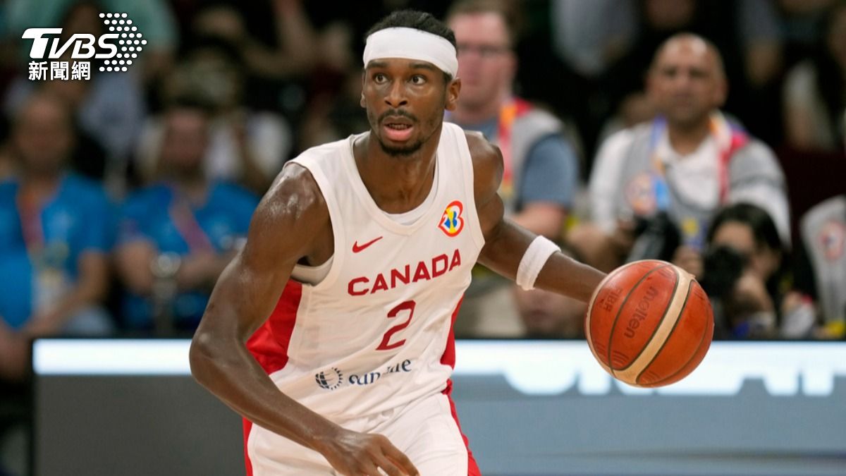 由亞歷山大(Shai Gilgeous-Alexander)率領的加拿大男籃,本屆也徵召了10名現役NBA球員參賽。(圖/達志影像美聯社)