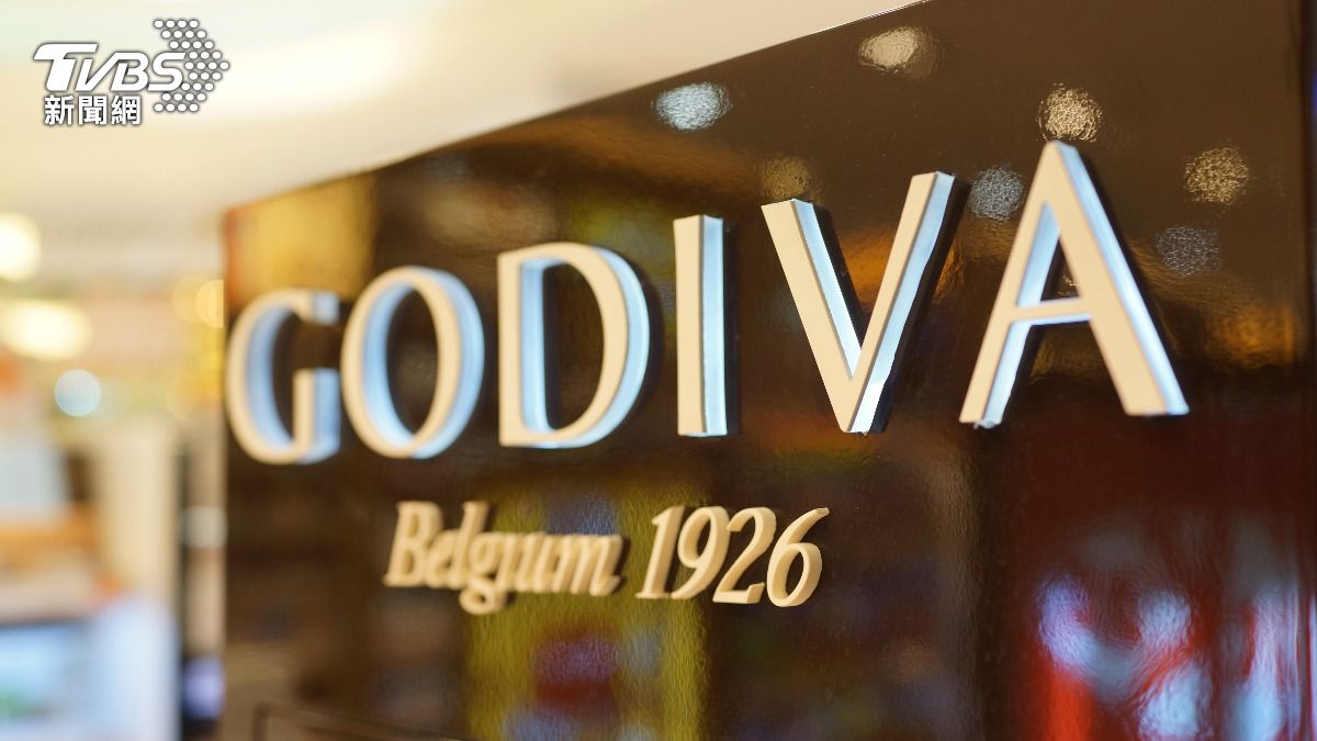 不滿颱風天上班!GODIVA員工偷拍4客「詛咒被車撞」 公司致歉回應了