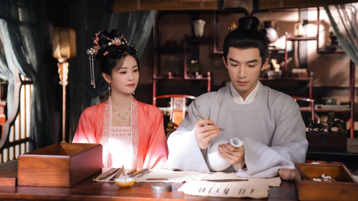 王星越(右)在《寧安如夢》是第3次和白鹿合作,兩人培養出好默契。(圖/中天娛樂台提供)