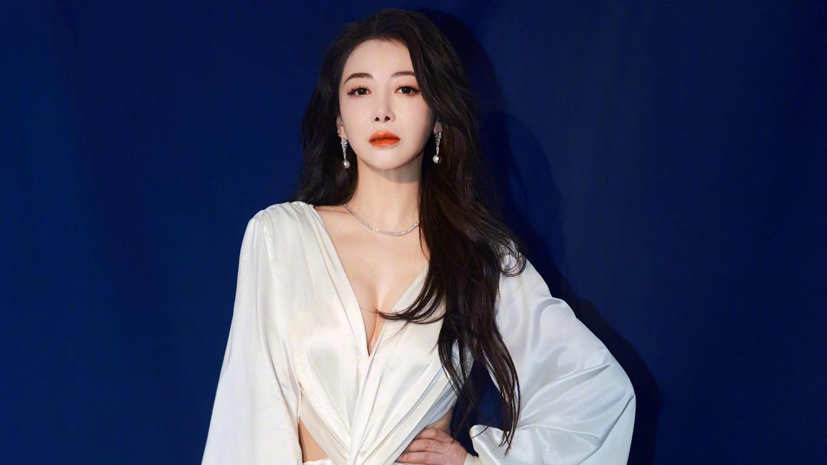 《倚天》4美合體蘇有朋　陳紫函曝「P圖賈靜雯」秘辛