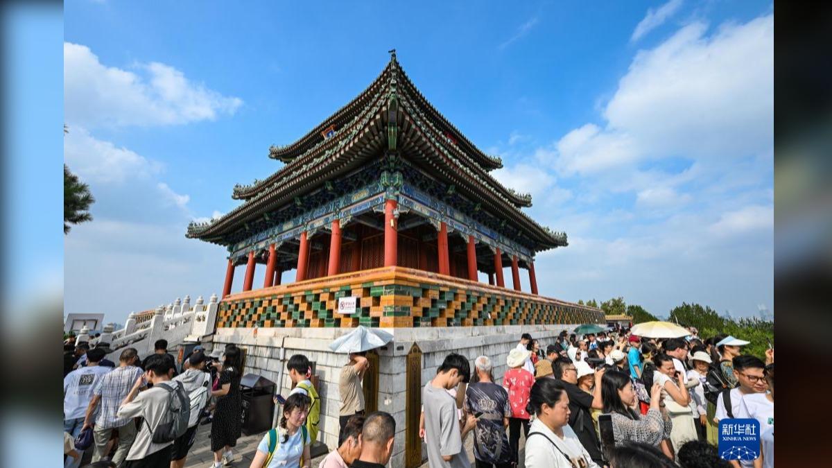 萬春亭。(圖/截圖自人民網)