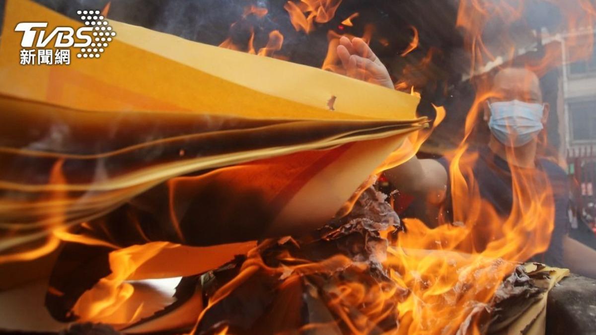 鬼門8/3開!命理專家曝鬼月22禁忌 嚴重恐被「抓交替」