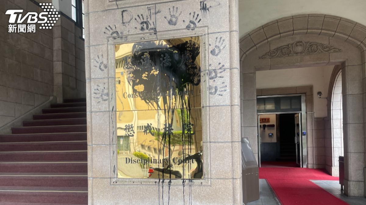 落網了!臉書留言恐嚇大法官人身安全 桃園保全涉案遭逮