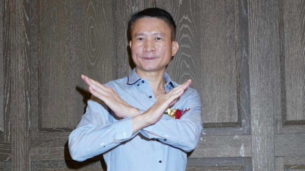 秦楊「肺腺癌前兆」纏身 驚吐:還可以活多久不知道