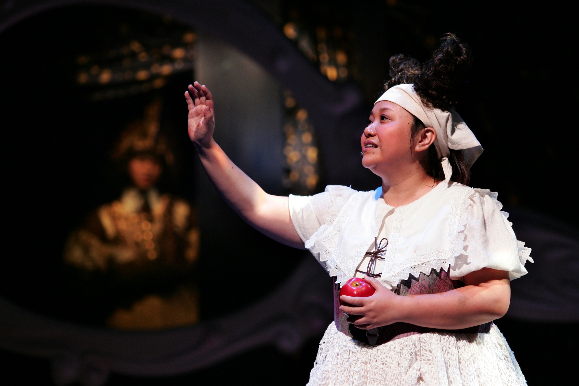 金鐘影后鍾欣凌回歸演出《你不知道的白雪公主》。(圖/如果兒童劇團提供)