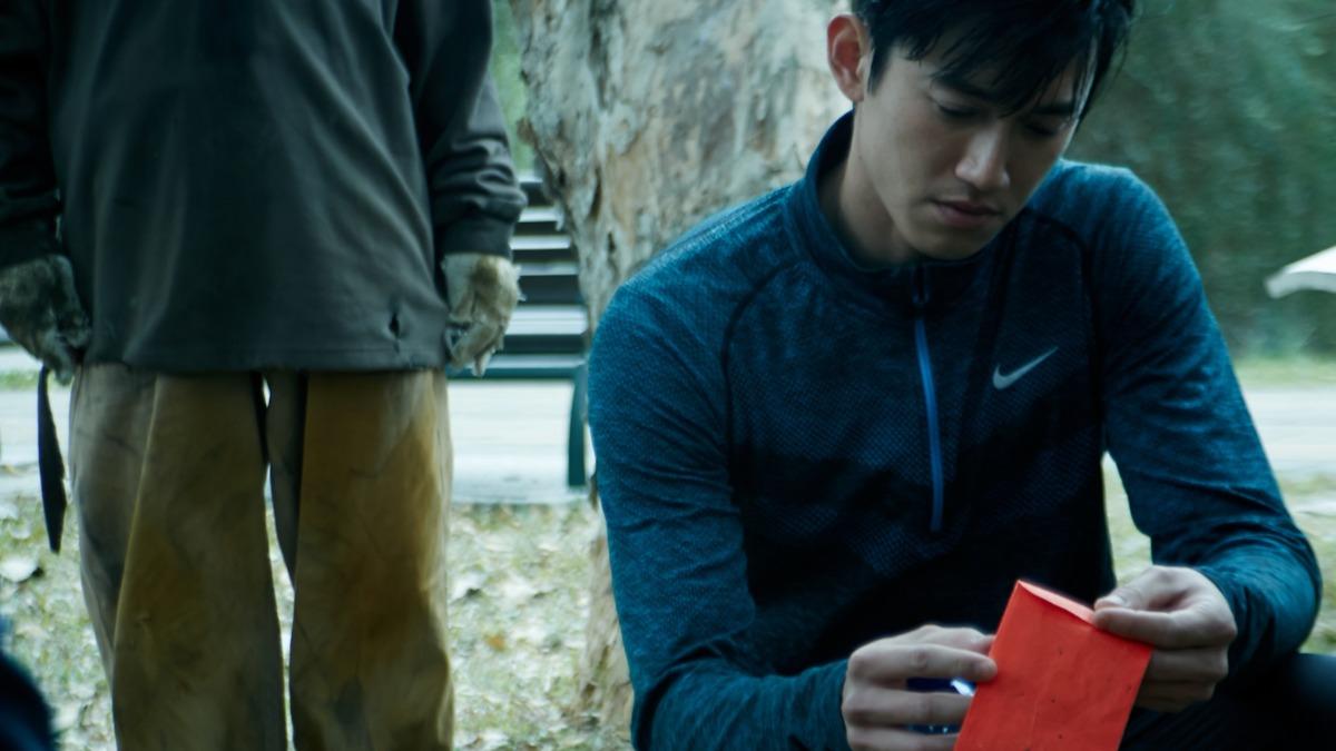 金馬影帝吳慷仁主演的恐怖片《屍憶》圍繞著冥婚主題。(圖/國影中心提供)