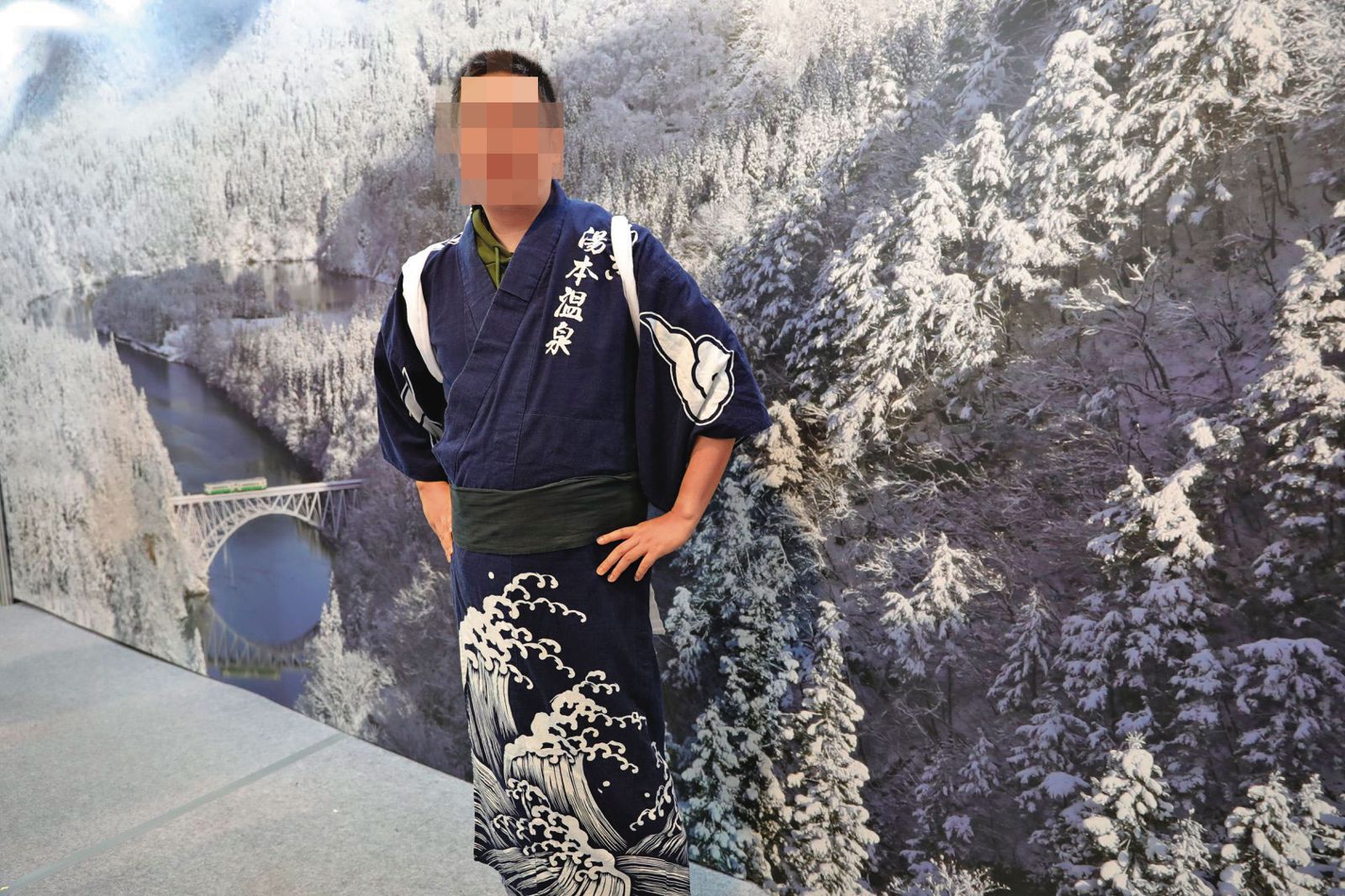 創意私房「400位黃子佼們」身分曝!驚見警察、老師、公務員