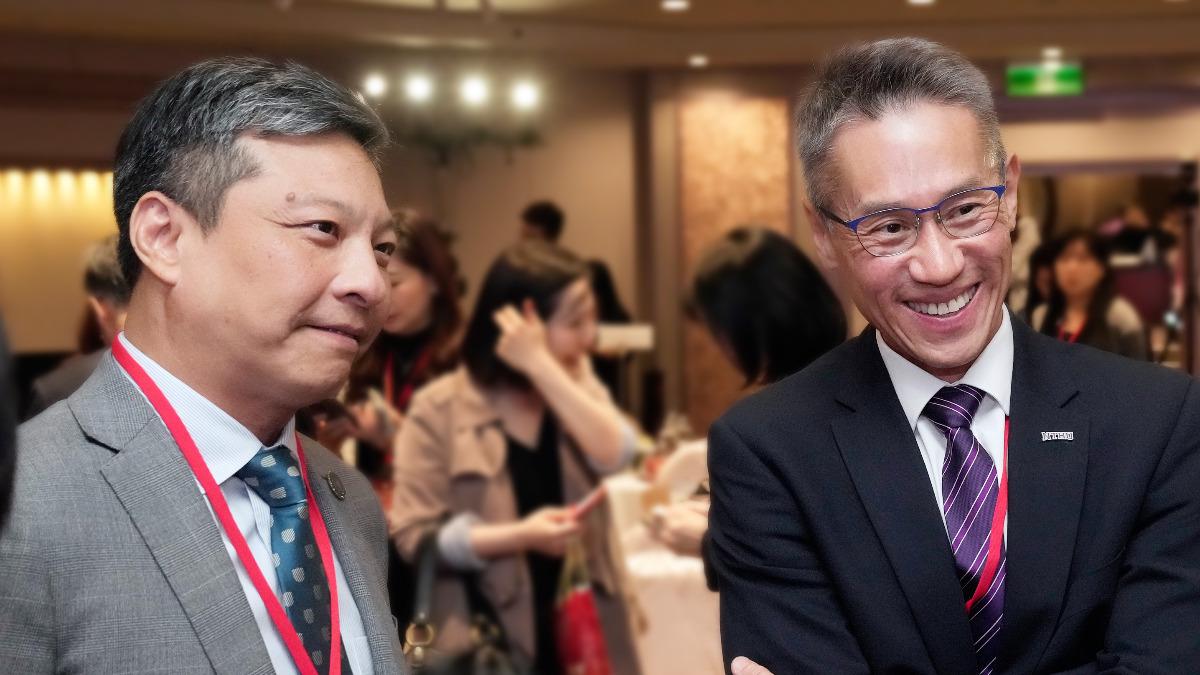 輔大藍易振校長(左)大力支持國科會推動的五校聯盟,與清華高為元校長(右)合影。 圖/輔大提供