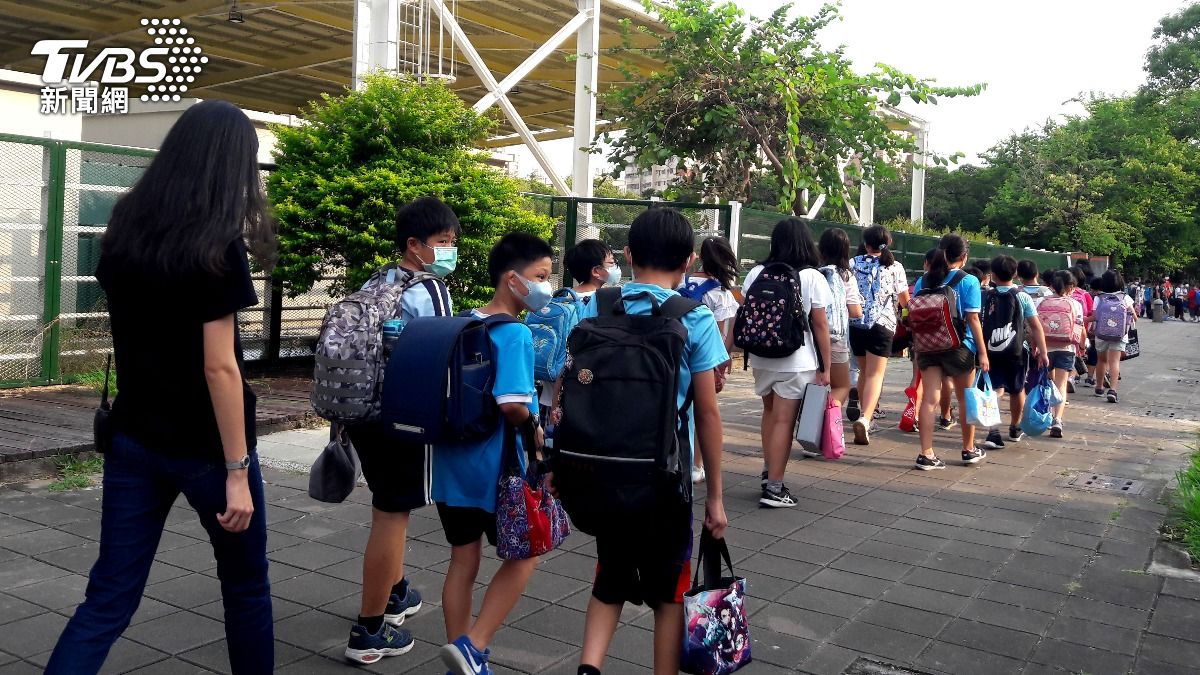 國小新生男女比例差很多!他傻眼「每班都這樣」 內行曝1原因