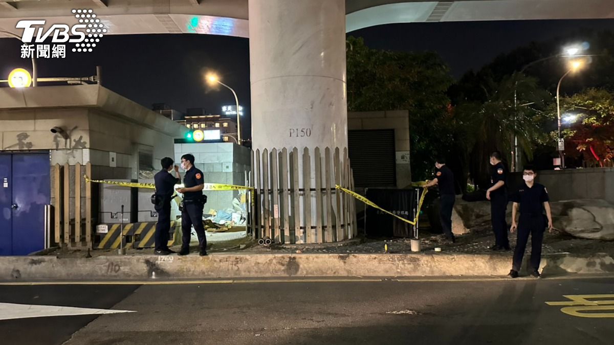 北市鬧區驚見男屍!街友陳屍市民高架橋下…遺體發黑腫脹