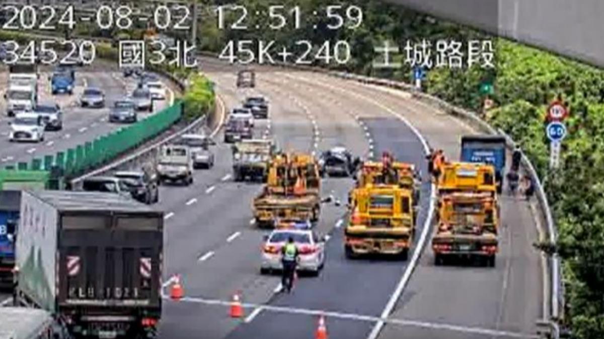 快訊/國3土城路段多車追撞1人傷 車流回堵6公里一度「紫爆」