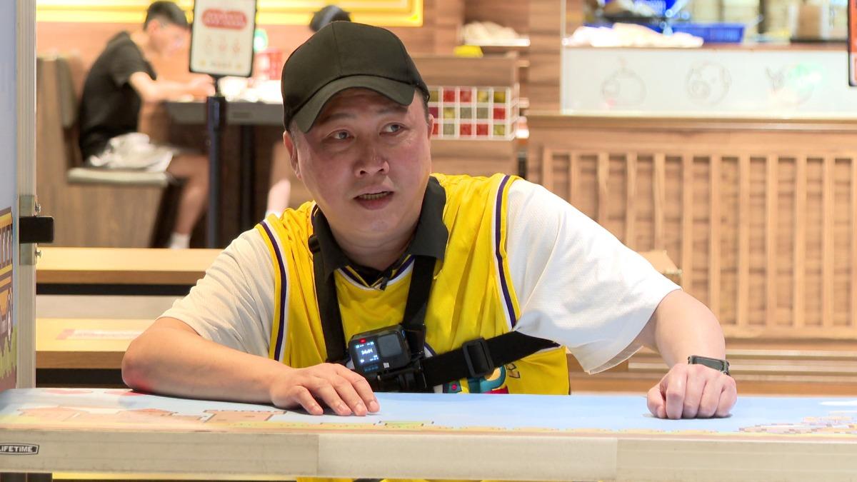 趙正平發火開罵!教訓後輩:主持節奏亂 反被嗆「一直搶話」場面尷尬